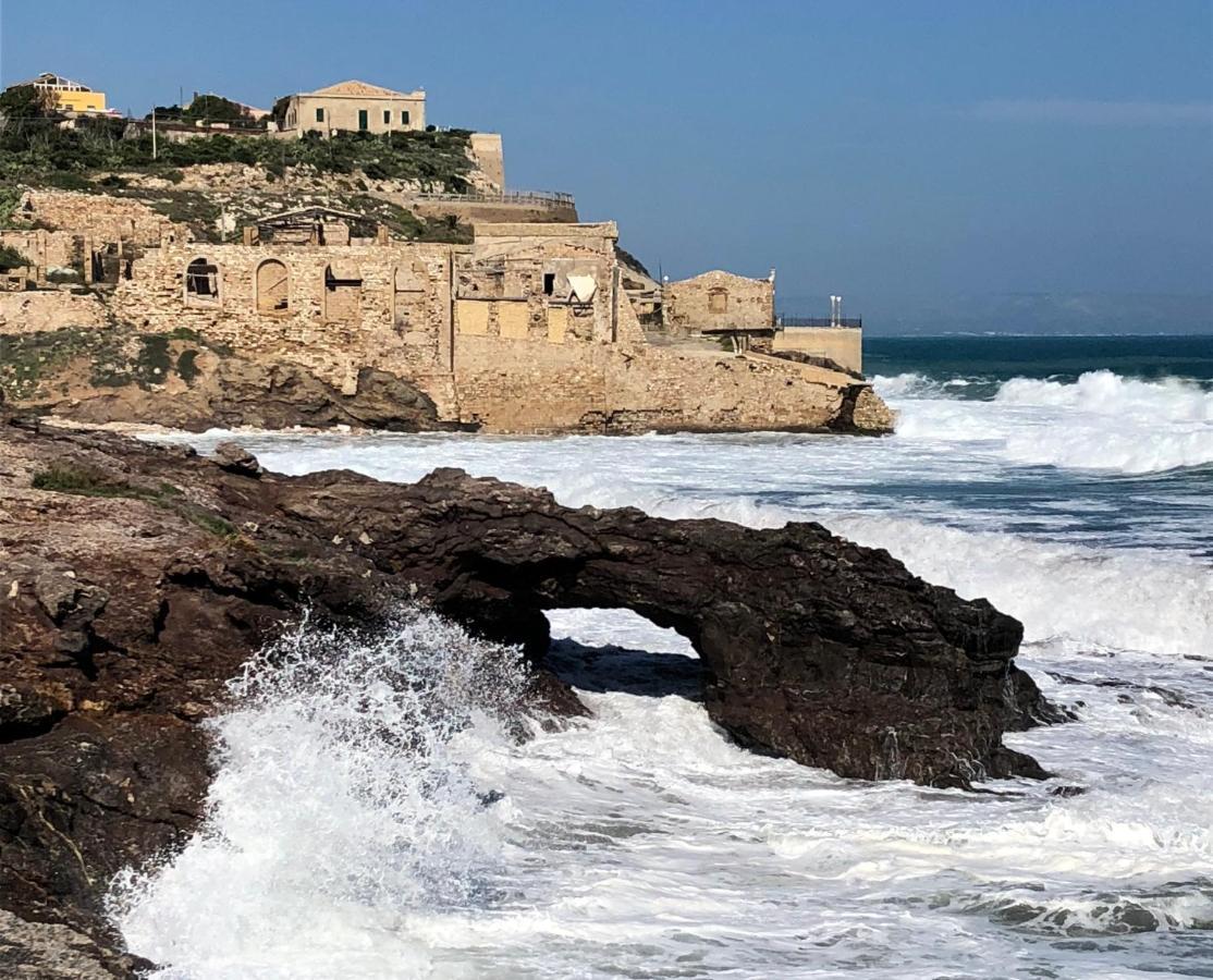 B&B Casa Del Faro Sanvallero Adults Only Portopalo Di Capo Passero Εξωτερικό φωτογραφία